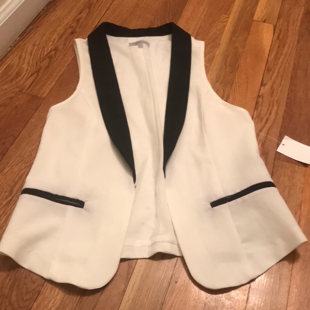 Women vest
